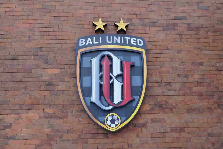 Bali United Training Center - Logo Bali United terpampang di Bali United Training Center